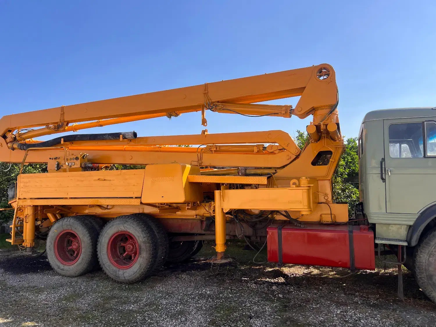 پمپ انتقال بتن دکل|خودرو سنگین|فیروزکوه, |دیوار