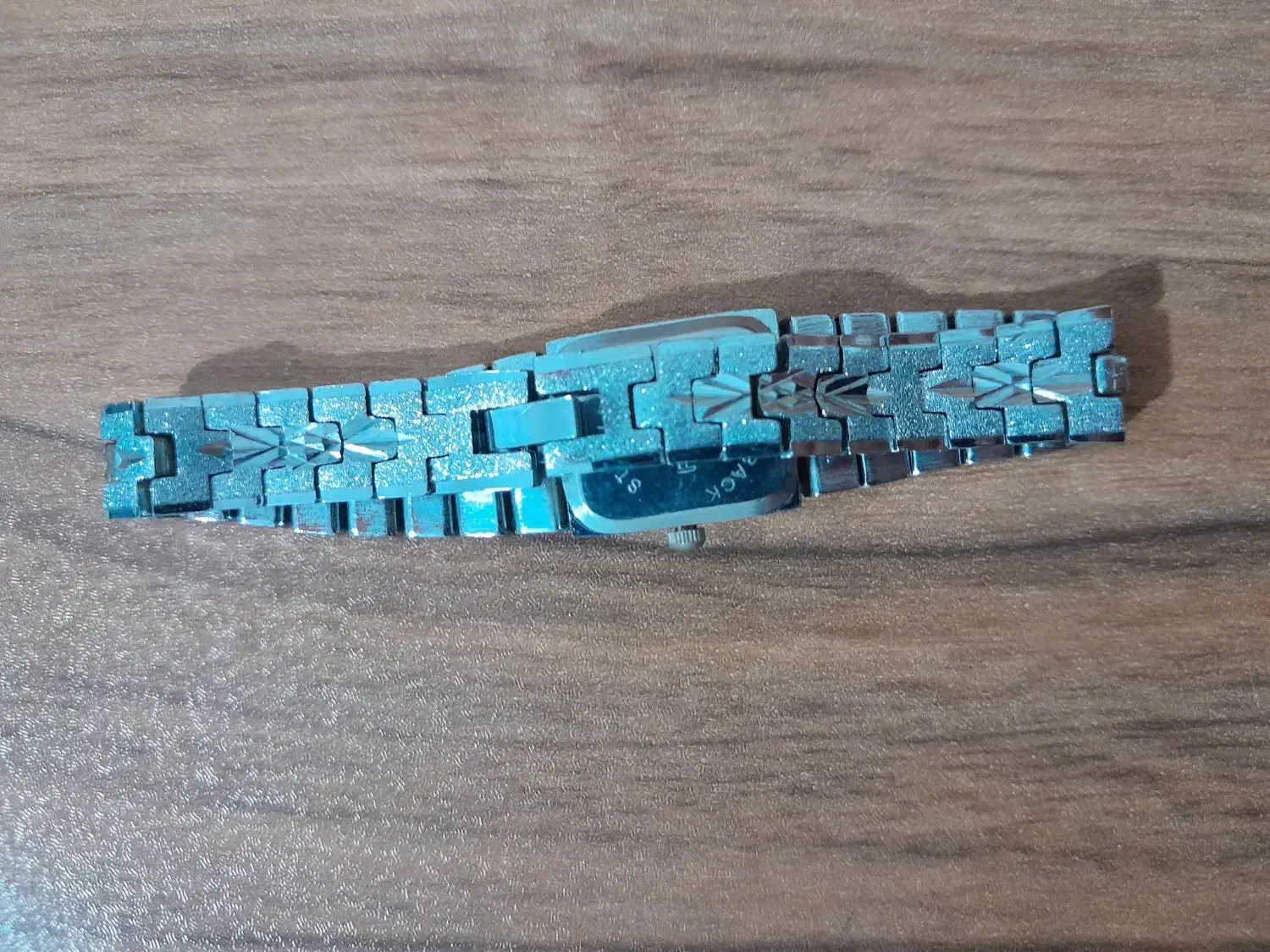 ساعت زنانه نو|ساعت|باقرشهر, |دیوار