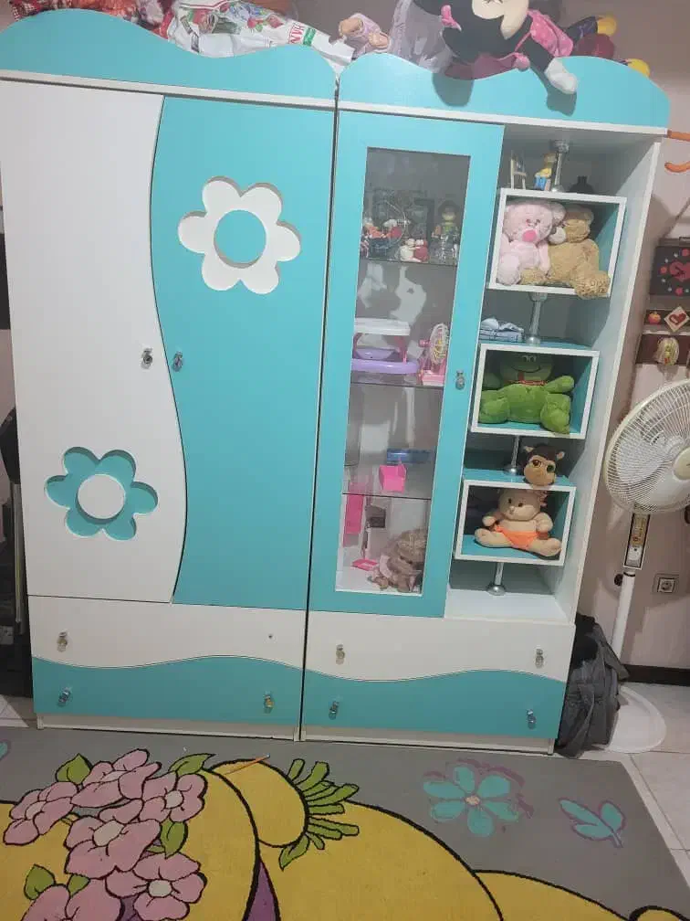 به علت مهاجرت سریع|تخت و سرویس خواب|شیراز, شهرک سراج|دیوار