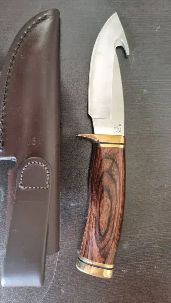 کارد کلکسیونی|کلکسیون اشیاء عتیقه|اصفهان, جلفا|دیوار