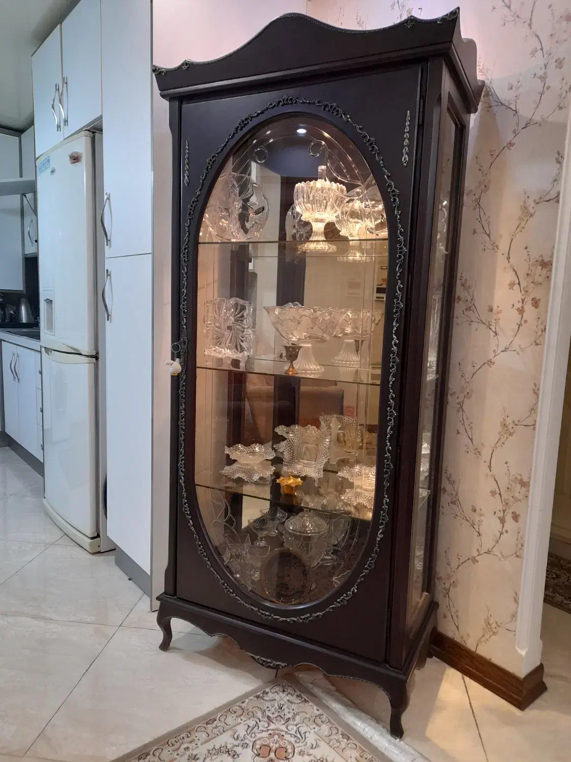 بوفه چوبی در حد نو|بوفه، ویترین، کنسول|تهران, دهم فروردین|دیوار