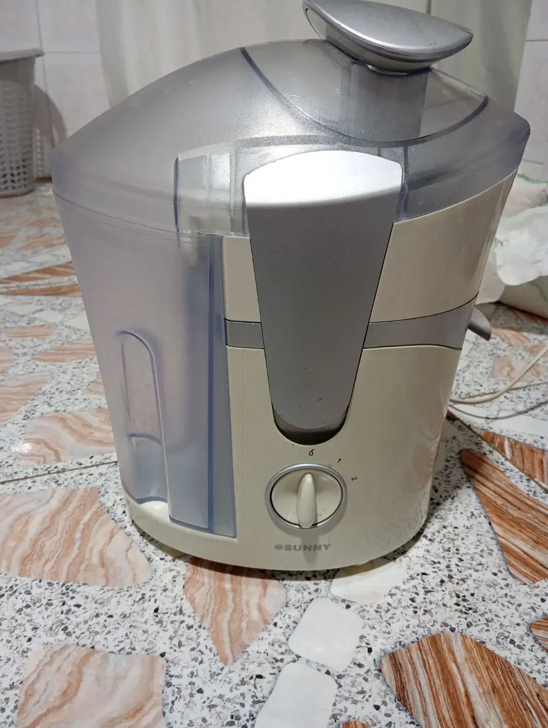 آبمیوه گیر|آبمیوه‌گیر و آب‌مرکبات‌گیر|بیرجند, |دیوار