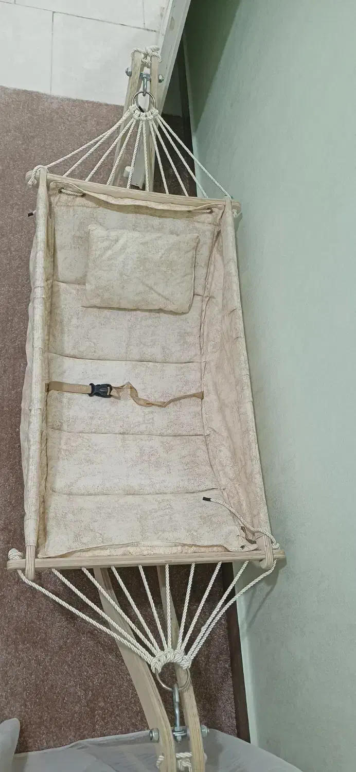 گهواره ننو|تخت و سرویس خواب|رشت, گلزاران|دیوار