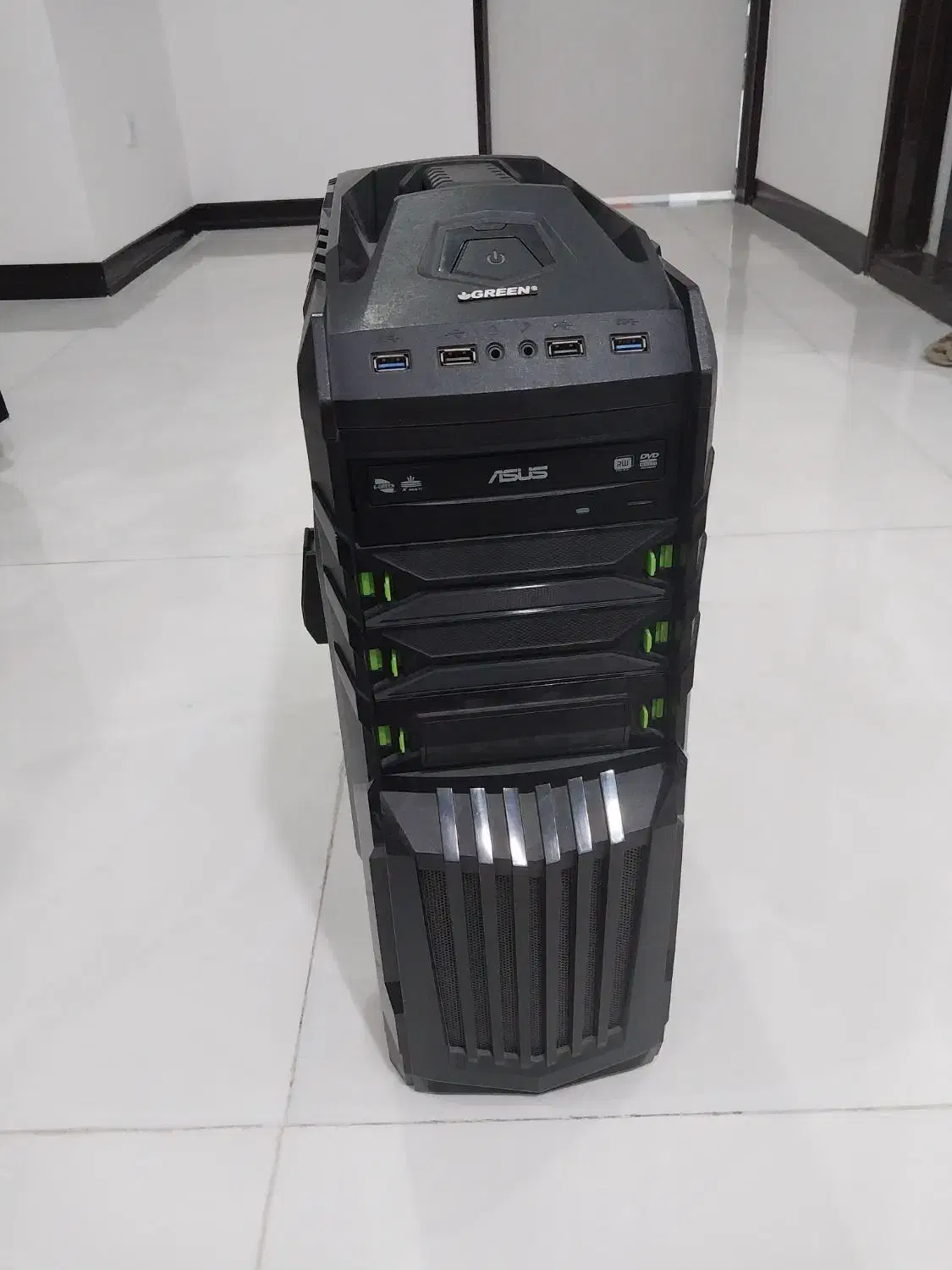 پوسته کیس کامپیوتر گرین به همراه دی وی دی رایتر|قطعات و لوازم جانبی رایانه|اهواز, کوی باهنر|دیوار