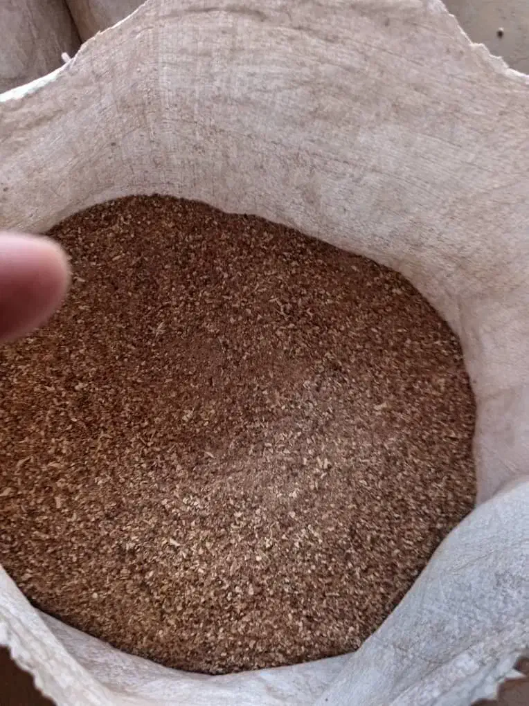 پوشال پسته|لوازم جانبی حیوانات|ساری, |دیوار