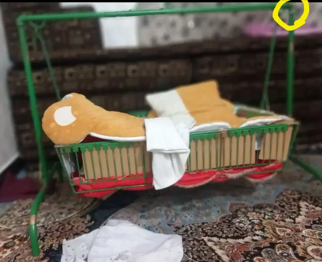 گهواره آهنی فروش فوری|اسباب و اثاث بچه|اهواز, بهارستان|دیوار