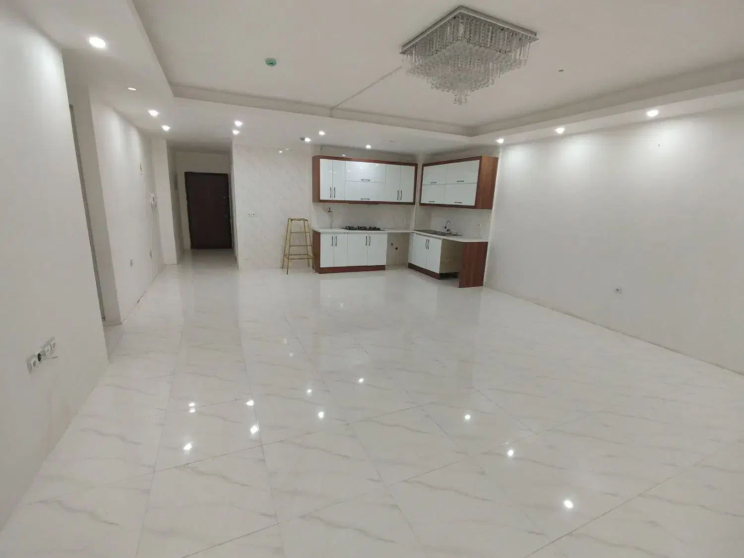 واحد ۱۱۵ متری دو خواب|فروش آپارتمان|اهواز, کوی سعدی|دیوار