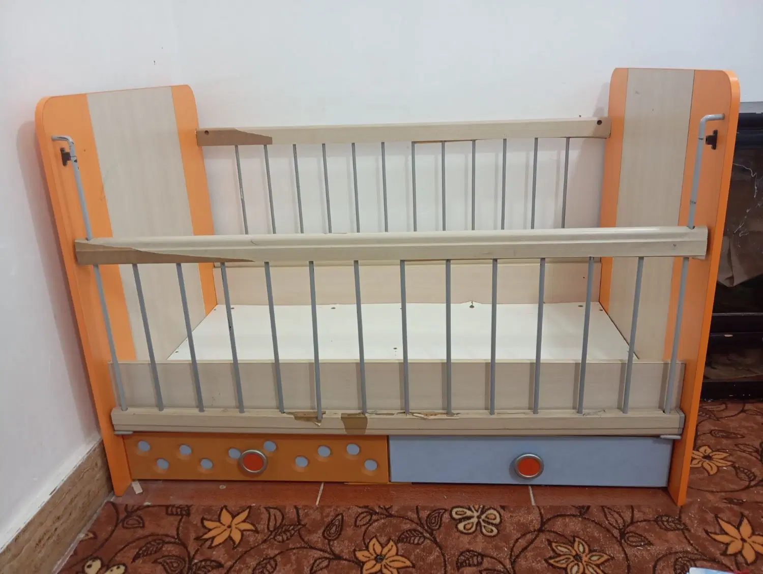 تخت کودک|تخت و صندلی بچه|بندر امام خمینی, |دیوار