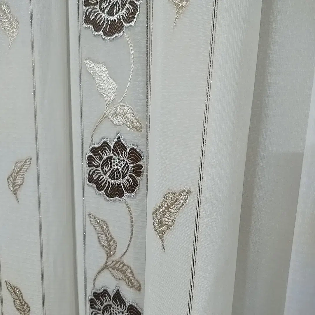 پرده حریر گل‌دار|پرده، رانر، رومیزی|دلیجان, |دیوار