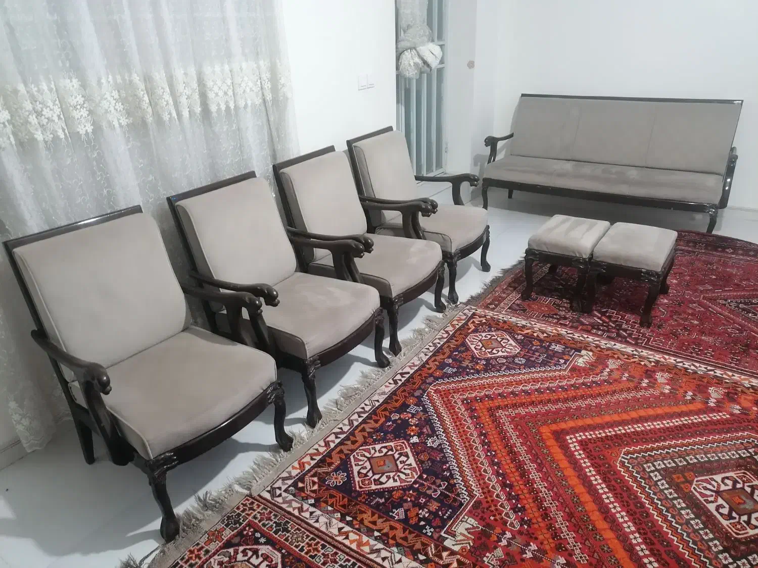 مبل 7 نفره با چوب جنگلی|مبلمان خانگی و میز عسلی|شیراز, گلکوب|دیوار