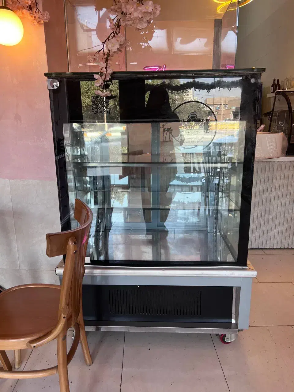 شو کیک|کافیشاپ و رستوران|تربتحیدریه, پارک پرستار|دیوار