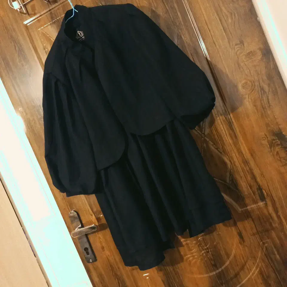 مانتو مشکی|لباس|حمیدیا, |دیوار