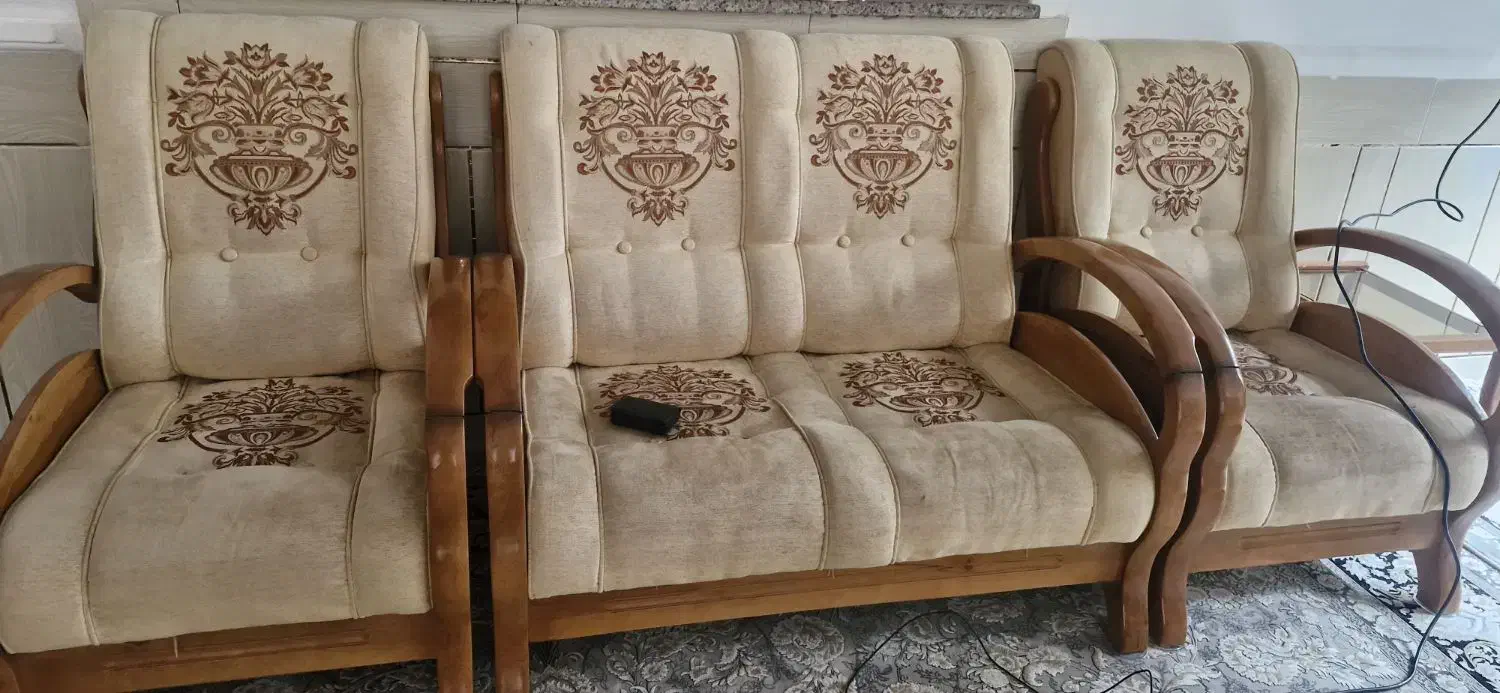 مبلمان|مبلمان خانگی و میز عسلی|درودزن, |دیوار