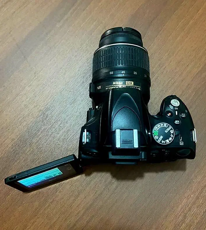 دوربین NIKON|دوربین عکاسی و فیلم‌برداری|ساری, |دیوار