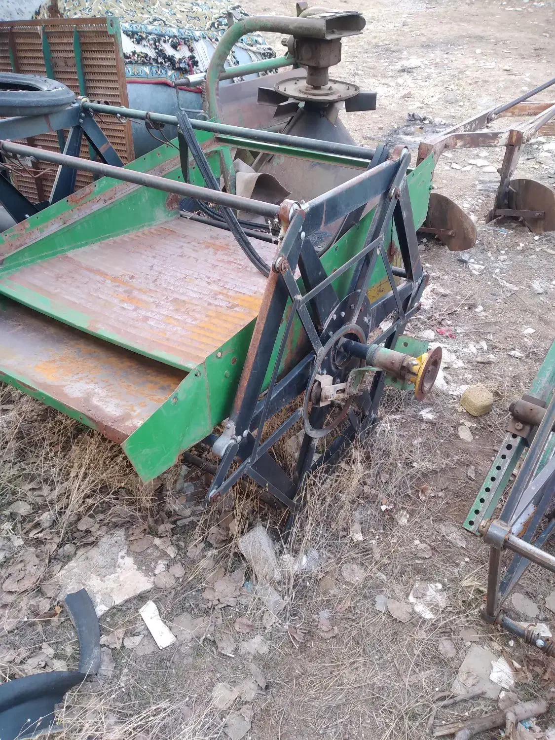 چنگک شرکتی|ماشین‌آلات صنعتی|قیدار, |دیوار