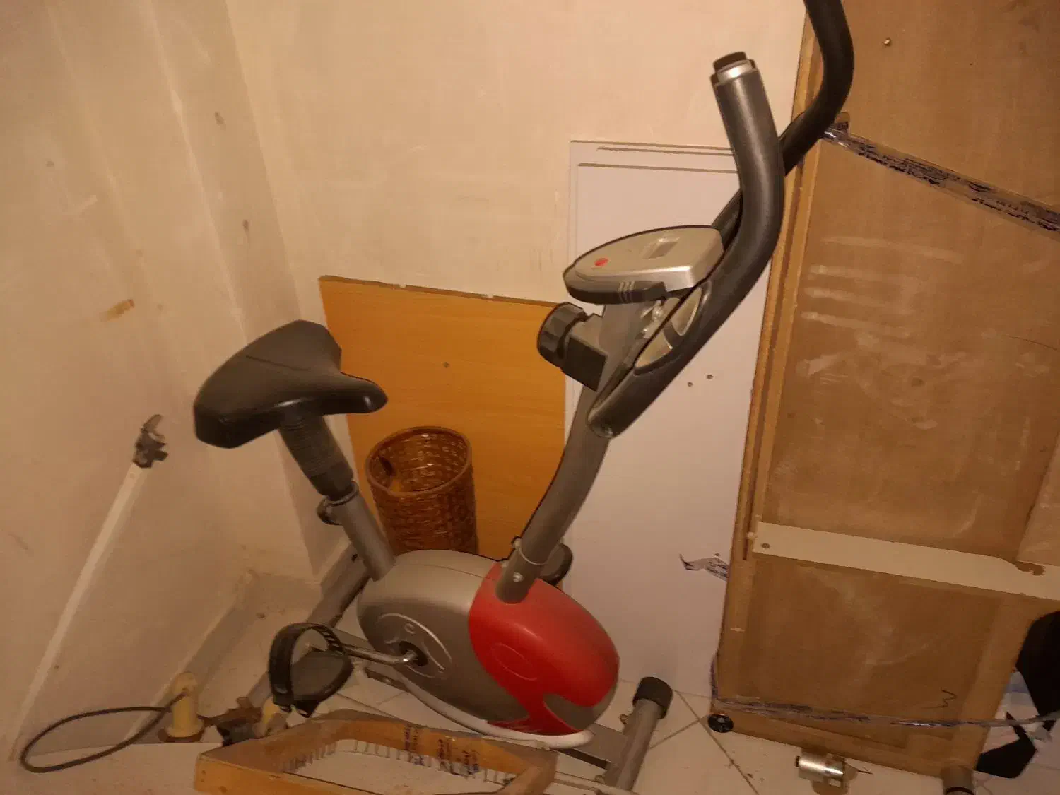 دوچرخه ثابت|تجهیزات ورزشی|قشم, |دیوار