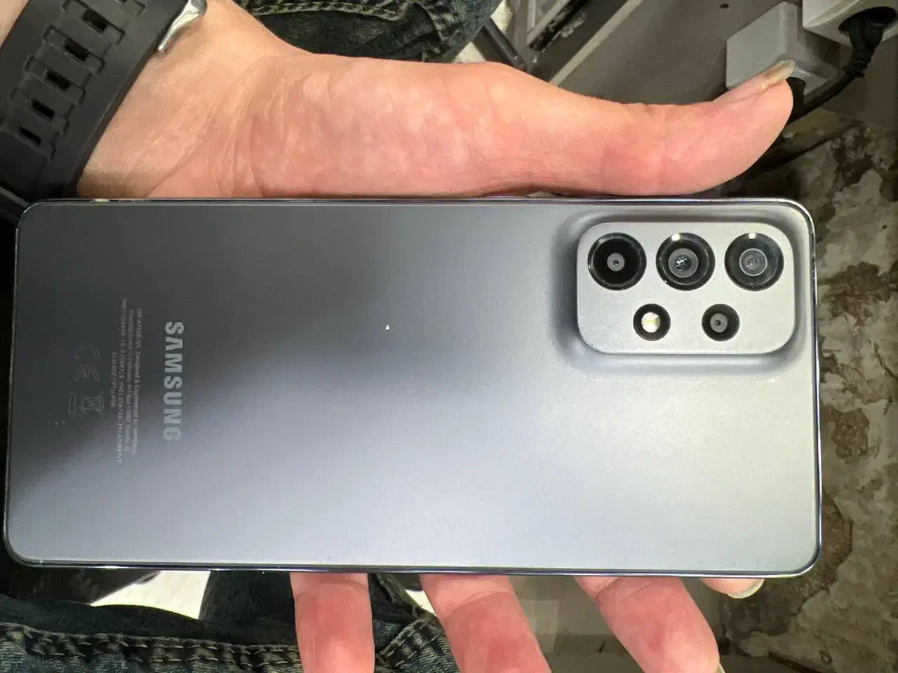 گوشی|موبایل|فومن, |دیوار