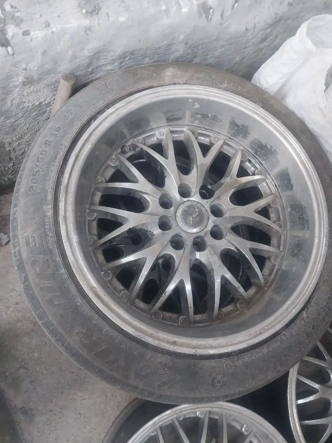 رینگ لاستیک|قطعات یدکی و لوازم جانبی|ساری, |دیوار