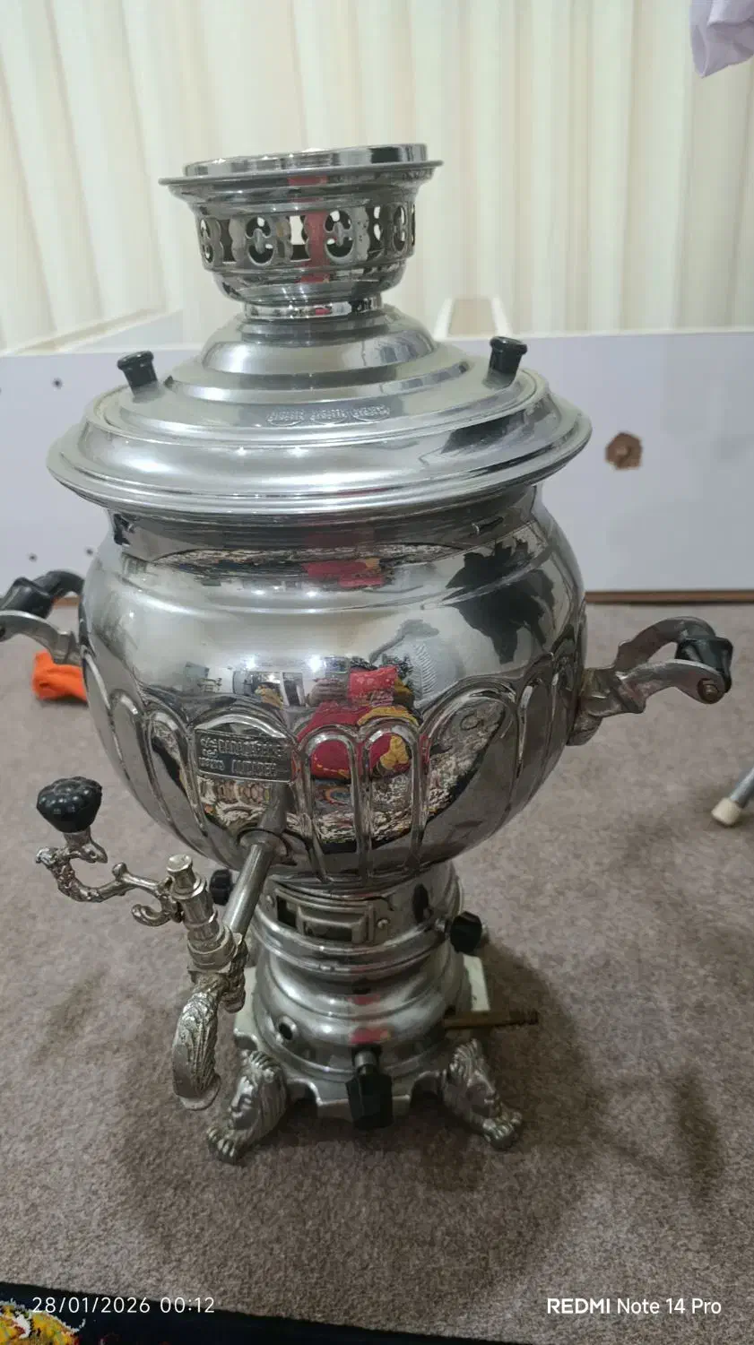 یک عددسماورشش لیتری|سماور، چای‌ساز، قهوه‌ساز|اردبیل, |دیوار