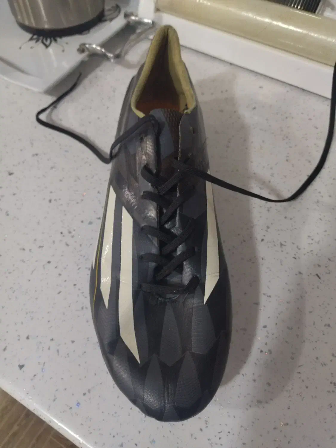 کفش فوتبال آدیداس اورجینال|کیف، کفش، کمربند|اصفهان, قهجاورستان|دیوار