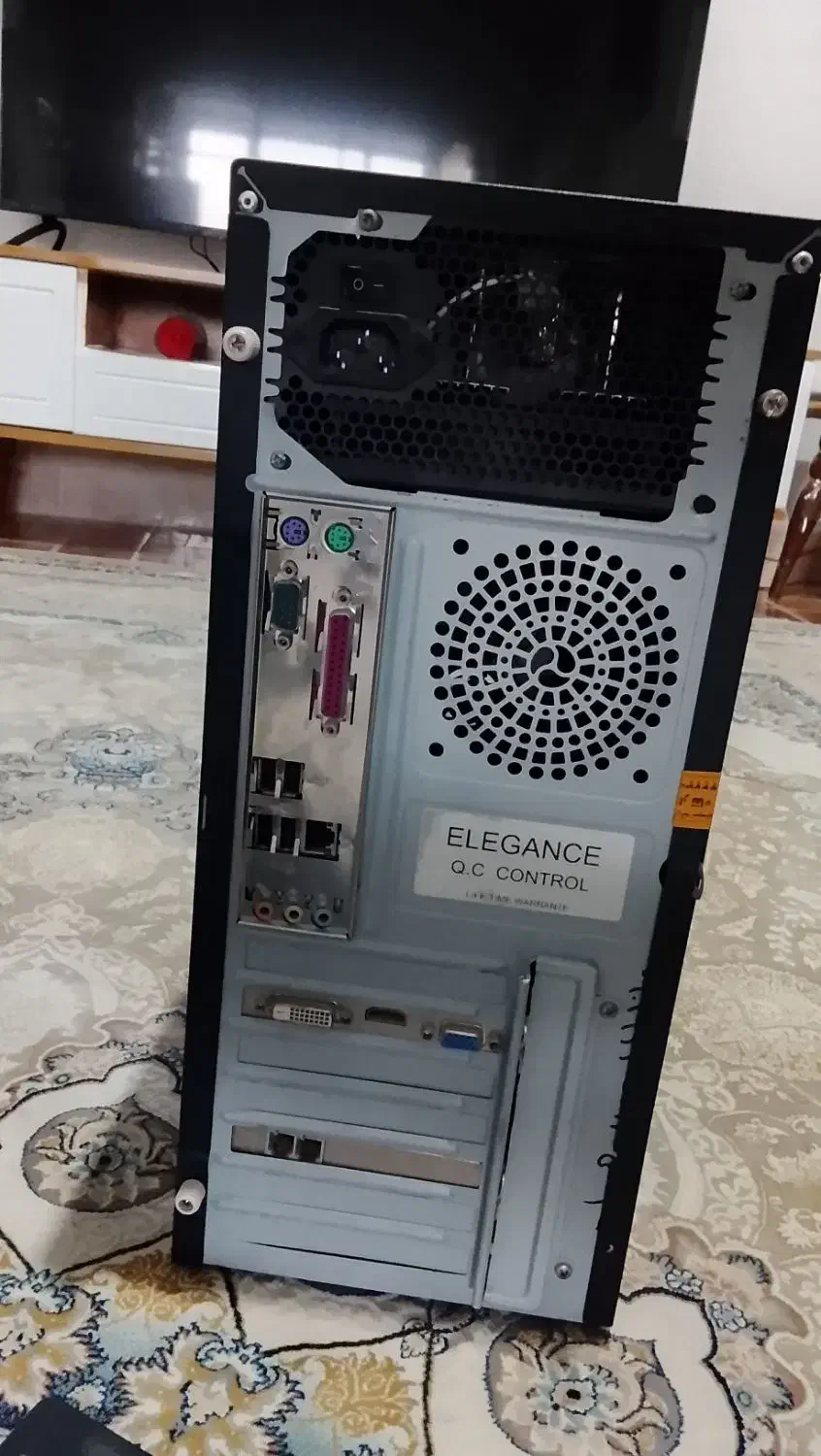 کیس و مانیتور و صفحه کلید|رایانه رومیزی|بسطام, |دیوار