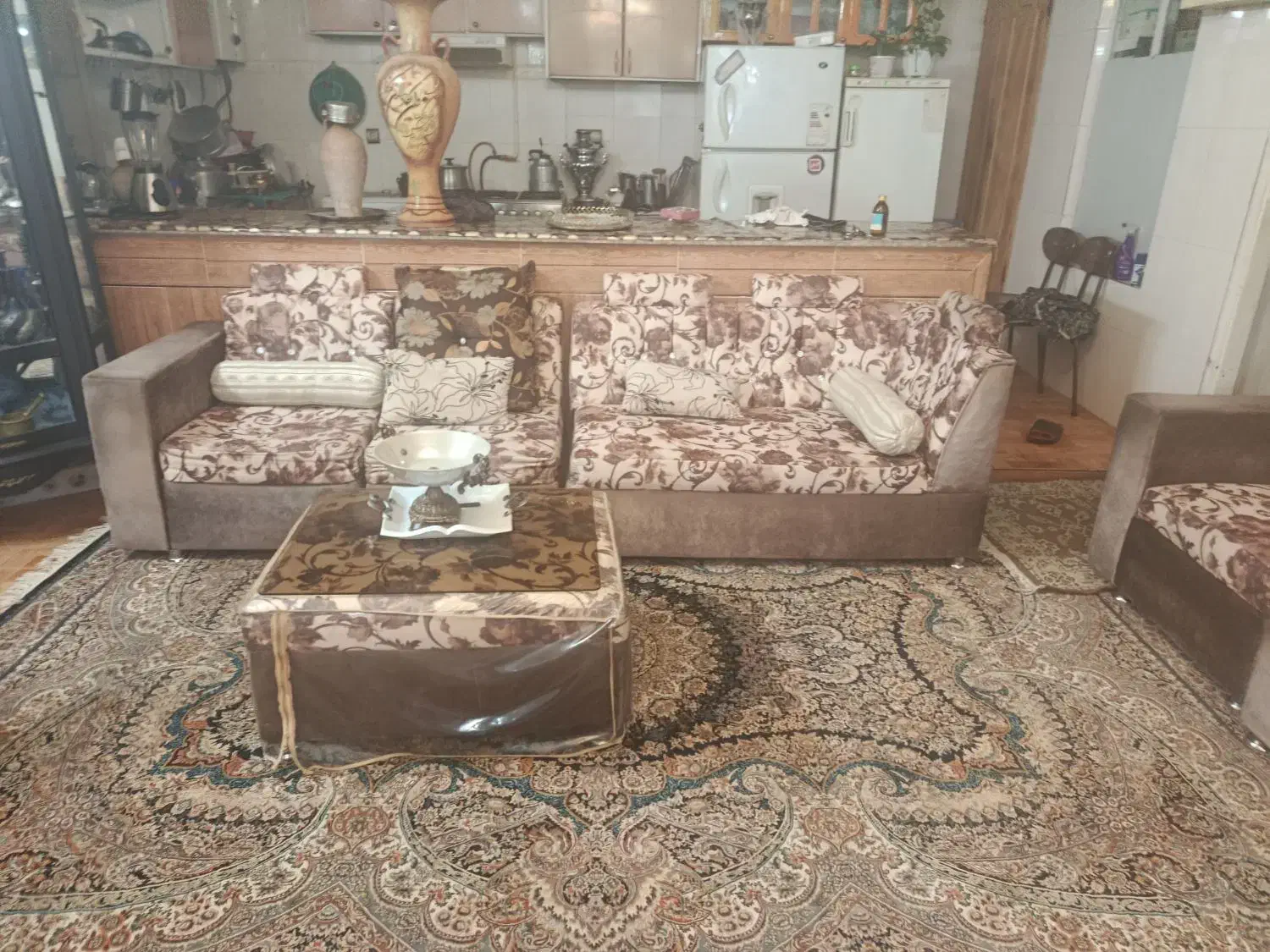 مبل ۱۲نفره|مبلمان خانگی و میز عسلی|اصفهان, قهجاورستان|دیوار