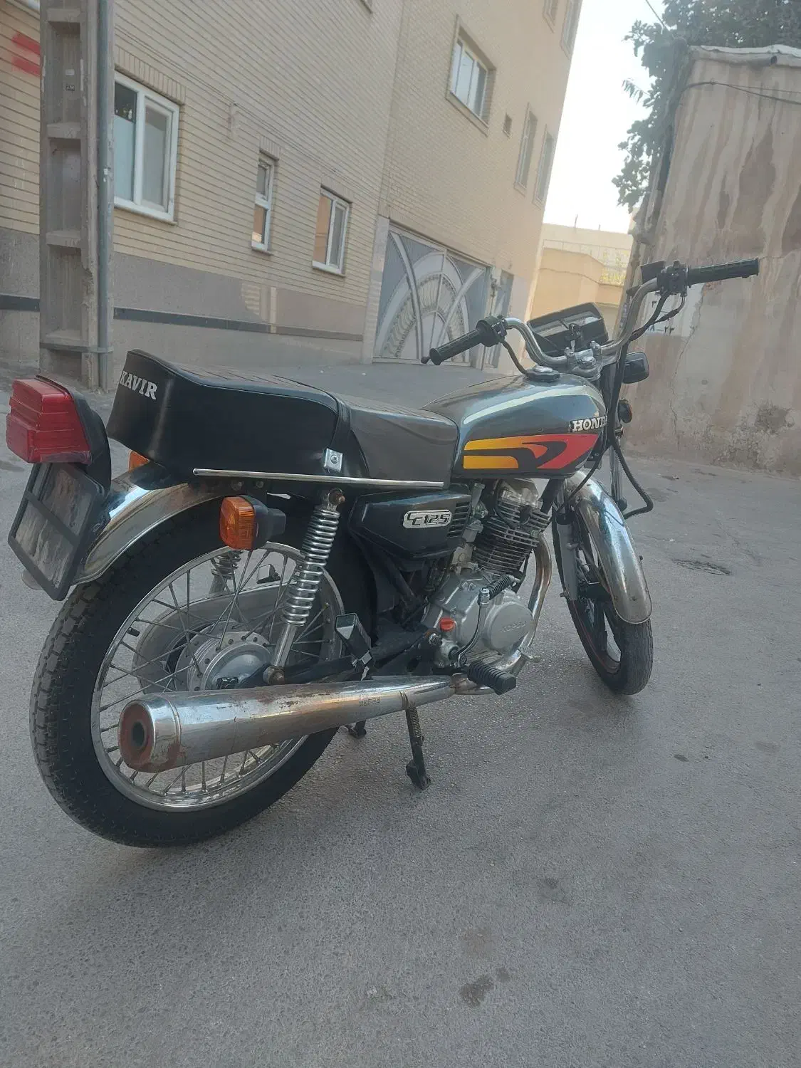 موتور سیکلت|موتورسیکلت|اصفهان, سرچشمه|دیوار