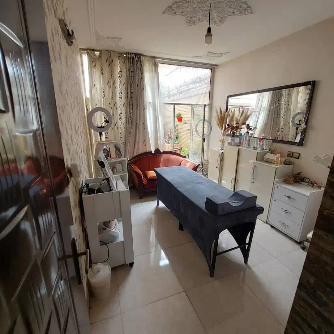 اجاره صندلی و اتاق در سالن زیبایی|خدمات آرایشگری و زیبایی|اصفهان, الهیه|دیوار