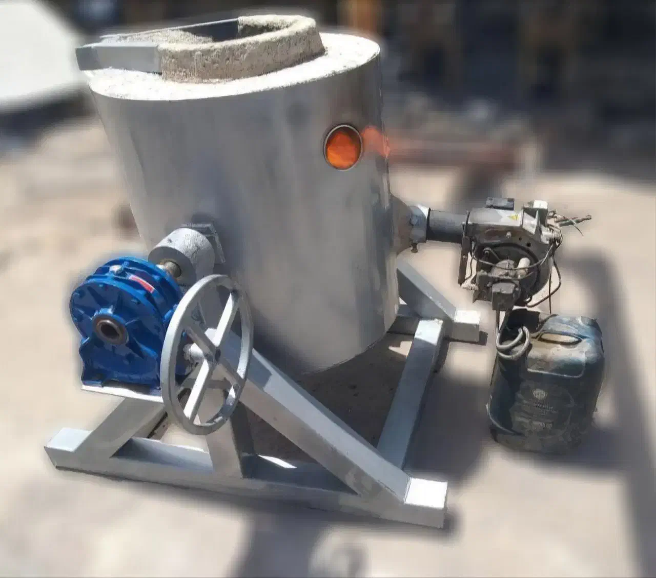 کوره - ذوب m20 سوخت گازوییل( دریافت سهمیه)|ماشین‌آلات صنعتی|ایرانشهر, |دیوار