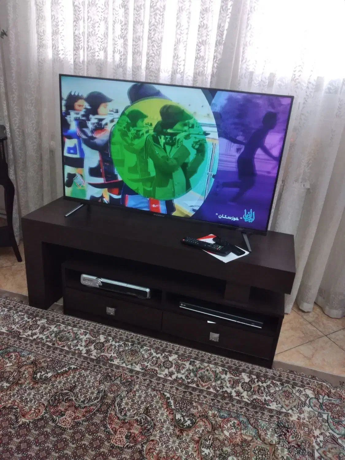 تلویزیون  ال ای دی هوشمند ۴۳ دوو( کاملا سالم)|تلویزیون و پروژکتور|مشهد, سناباد|دیوار