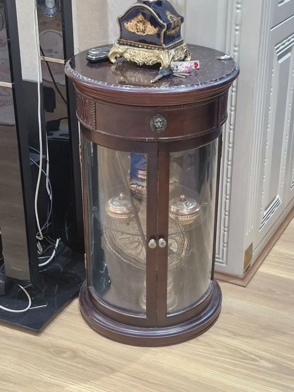 میز خاطره|میز تلفن|تهران, بهارستان|دیوار