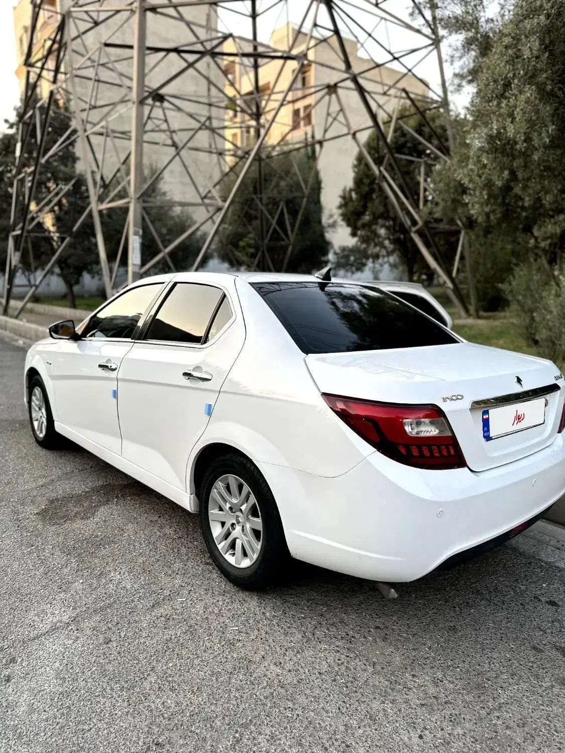 دنا پلاس فول مدل ۹۶ بسیار تمیز|خودرو سواری و وانت|تهران, شهرک صادقیه|دیوار