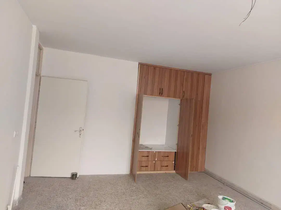 اجاره یک واحد ۱۴۰ متری در شیخ هادی طبقه اول