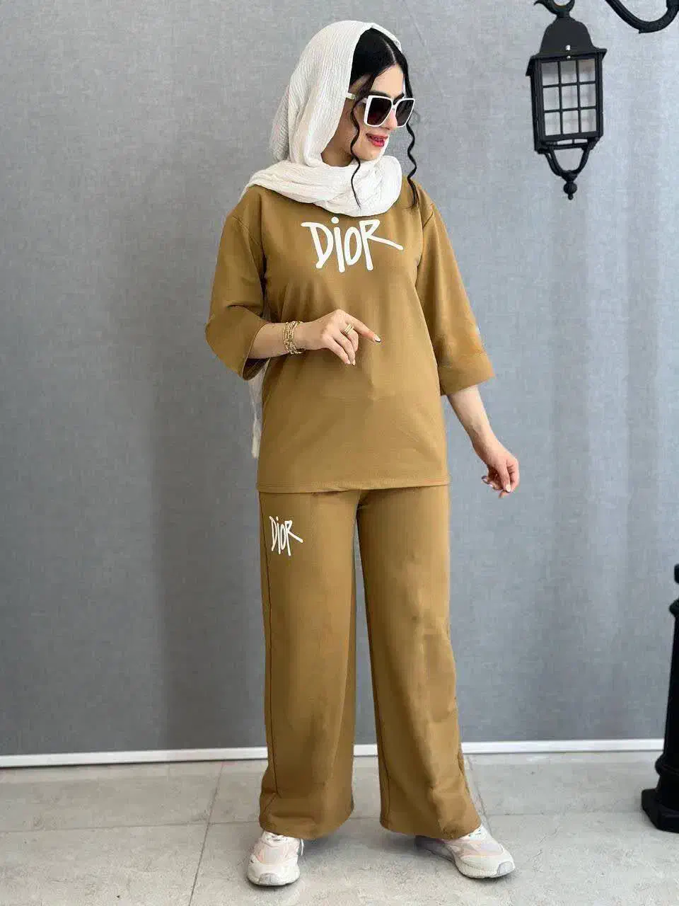 لباس|لباس|آباده, |دیوار