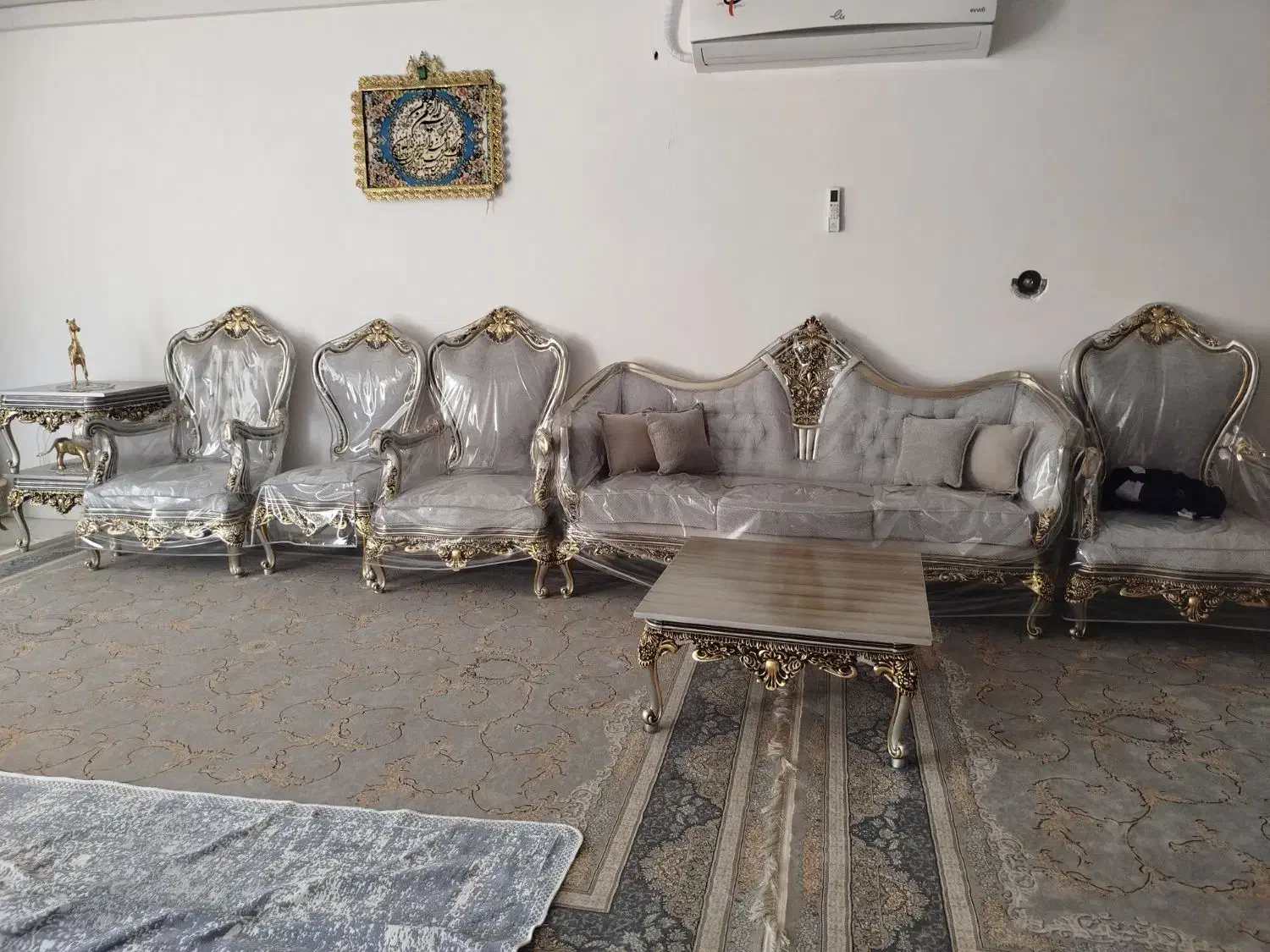 مبل سلطنتی و زیر تلویزیونی|مبلمان خانگی و میز عسلی|کوهدشت, |دیوار