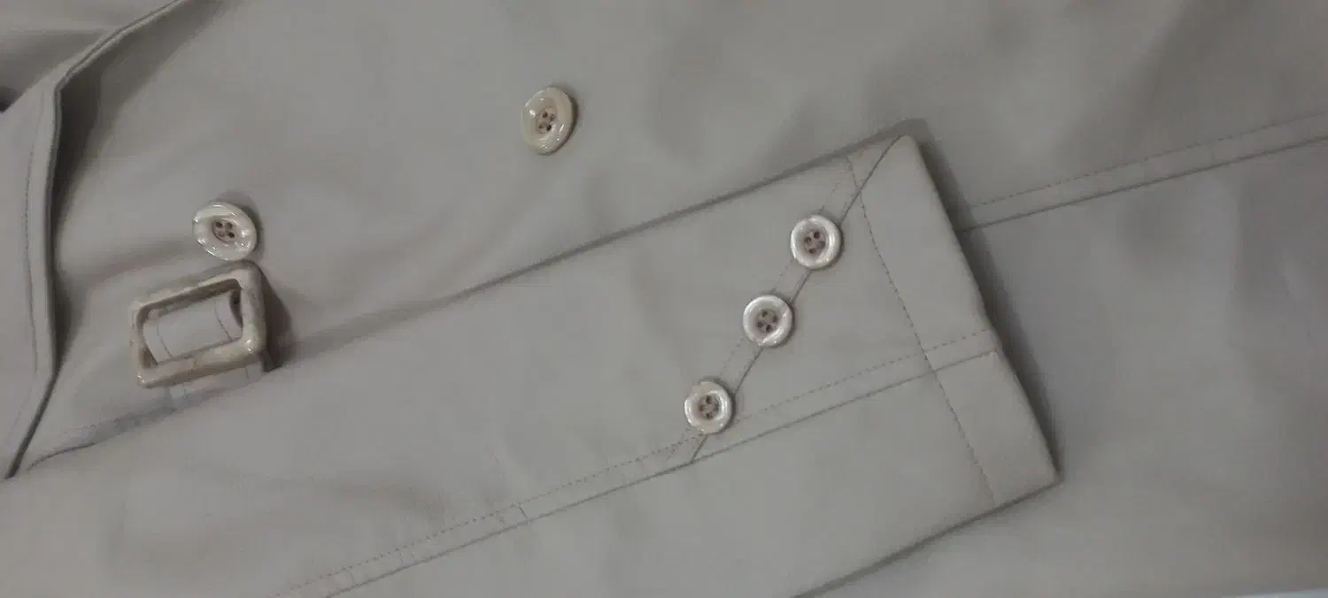 پالتو چرمی|لباس|سبزوار, قلعه‌نو دهزار|دیوار