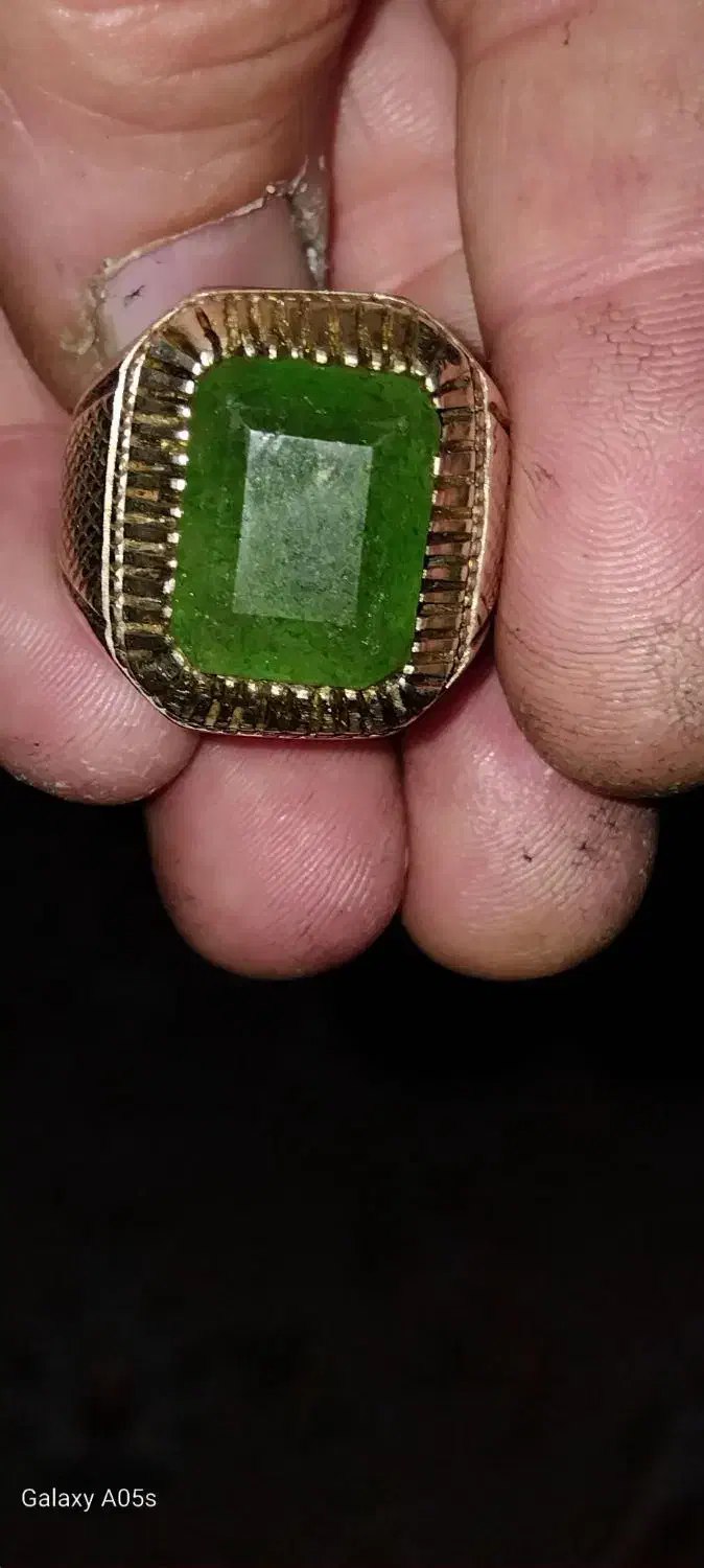 زمردیاقوت مهره نشان باستانی|جواهرات|تهران, آشتیانی|دیوار