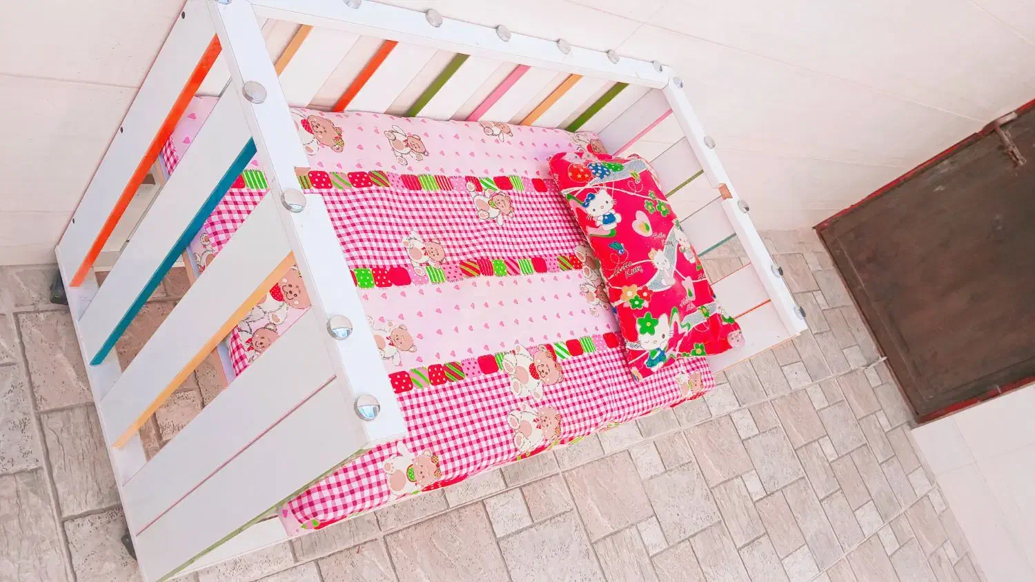 تخت کنار مادر|تخت و صندلی بچه|بندر کنگان, |دیوار