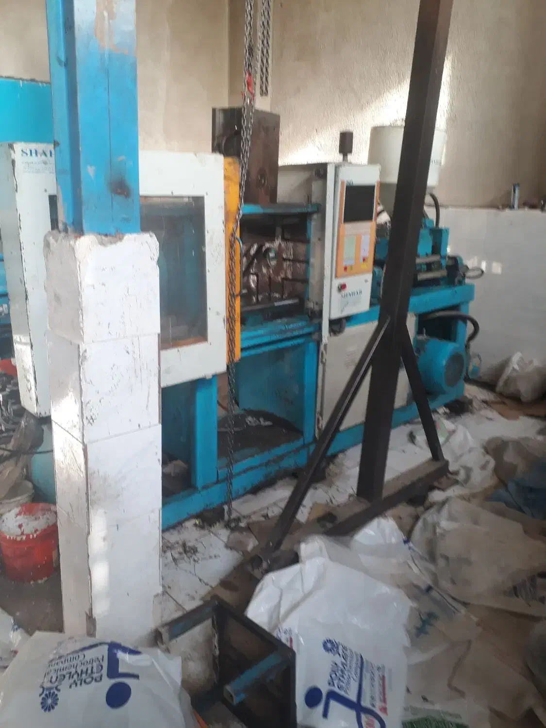 استخدام نیروی کار خانم|استخدام صنعتی، فنی، مهندسی|قم, کوه سفید|دیوار