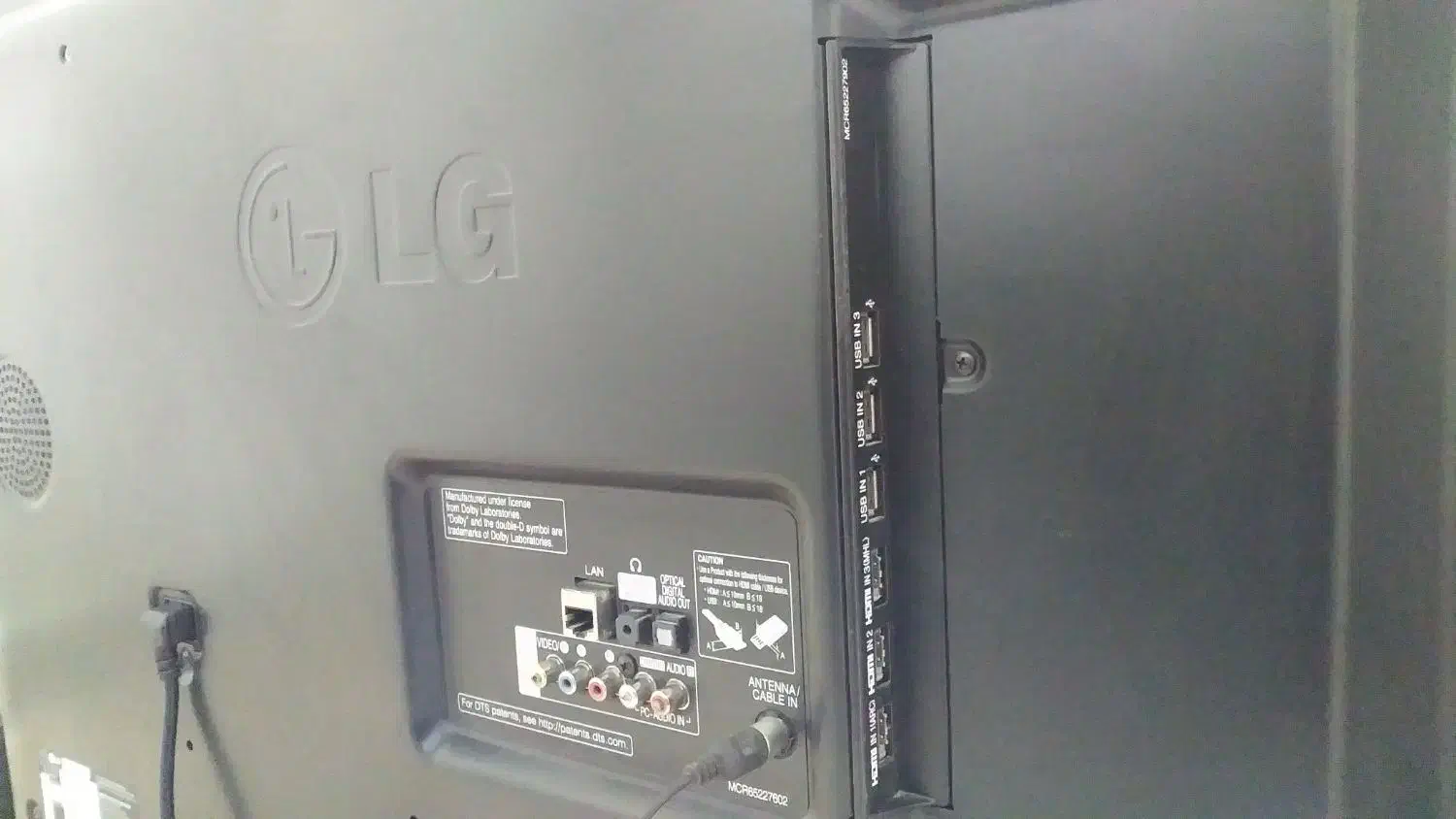 تلویزیون ال ای دی آسیب دیده|تلویزیون و پروژکتور|کرمانشاه, |دیوار