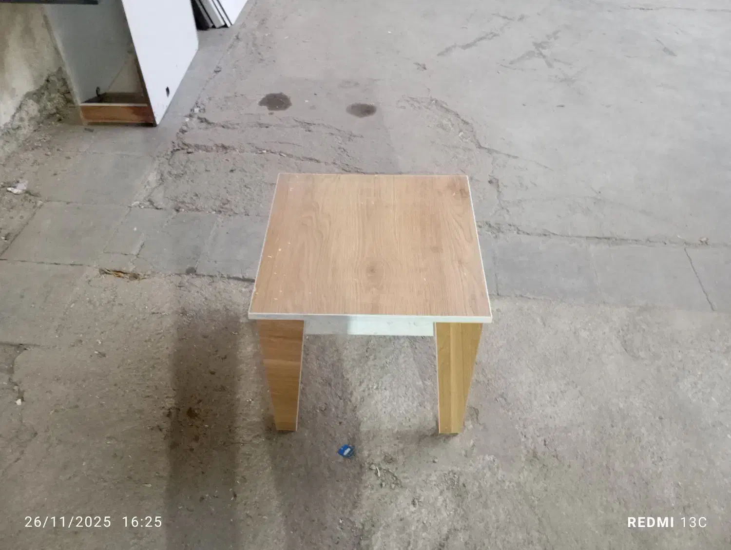 میز عسلی بین مبلی ام دی اف|مبلمان خانگی و میز عسلی|زاهدان, |دیوار