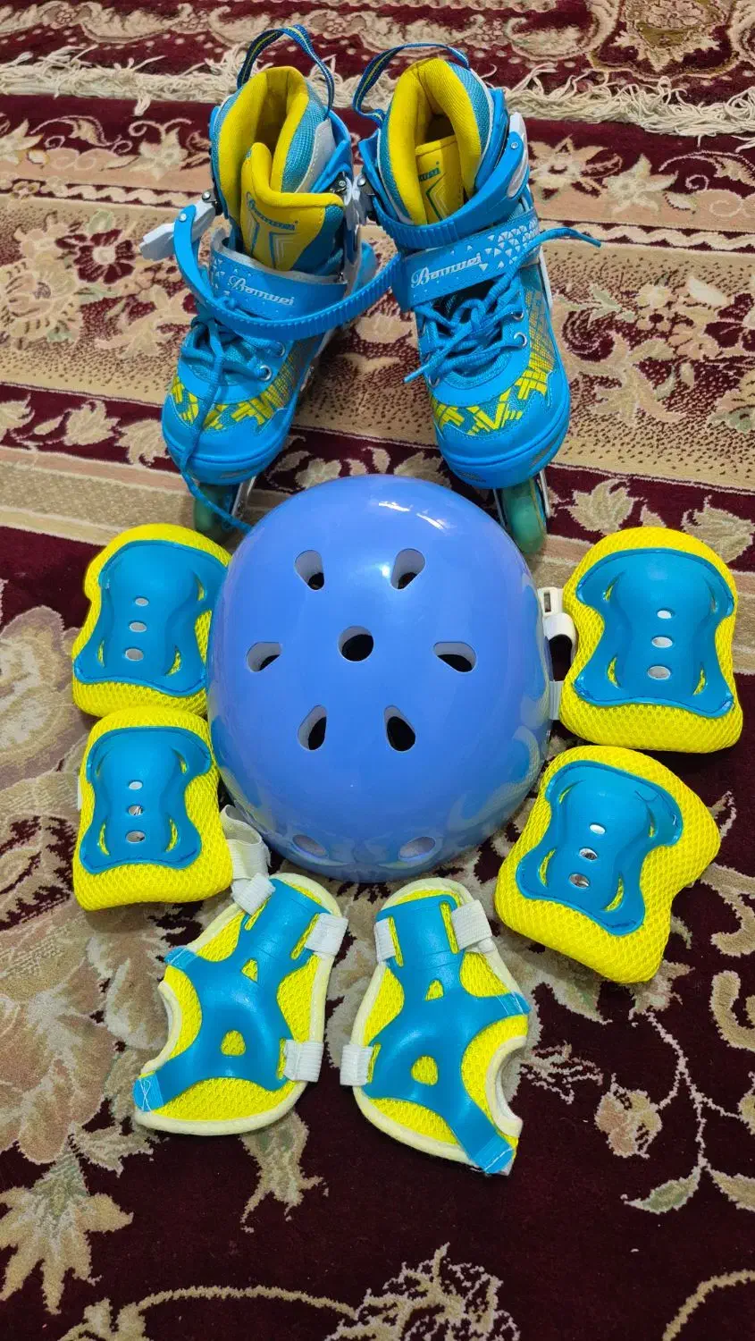 کفش اسکیت برند بان وی|دوچرخه، اسکیت، اسکوتر|کاشان, کوچه باسکول|دیوار