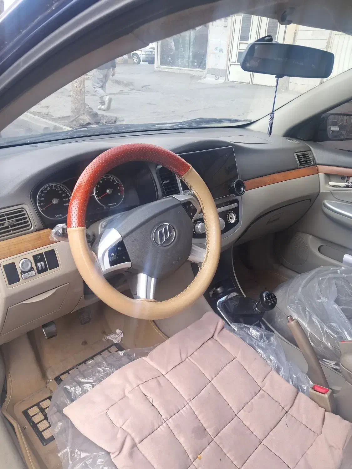 لیفان ۶۲۰ cc۱۶۰۰|خودرو سواری و وانت|اراک, |دیوار