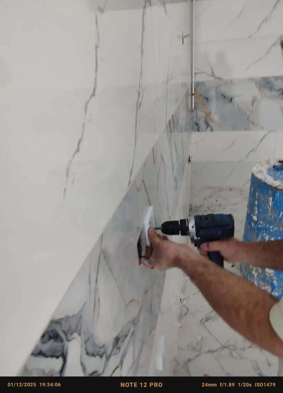 برقکار حرفهای ساختمان و نصب آیفون تصویری|خدمات پیشه و مهارت|نهاوند, |دیوار