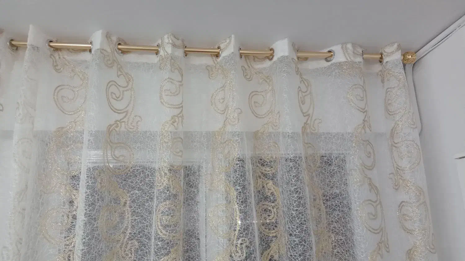 پرده پانچ تور وچوب پرده طلایی نونو|پرده، رانر، رومیزی|مشهد, مصلی (کارمندان اول)|دیوار