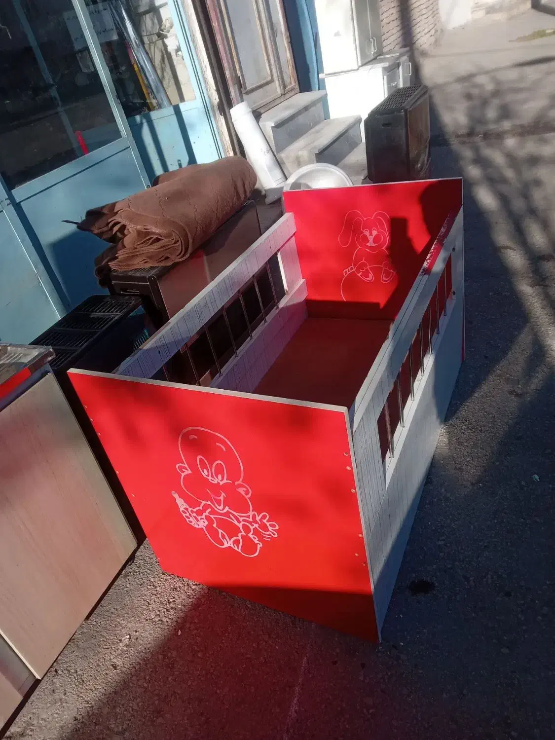 تخت کودک و نوجوان خوشگل و اسباب خانگی|تخت و صندلی بچه|اردبیل, |دیوار