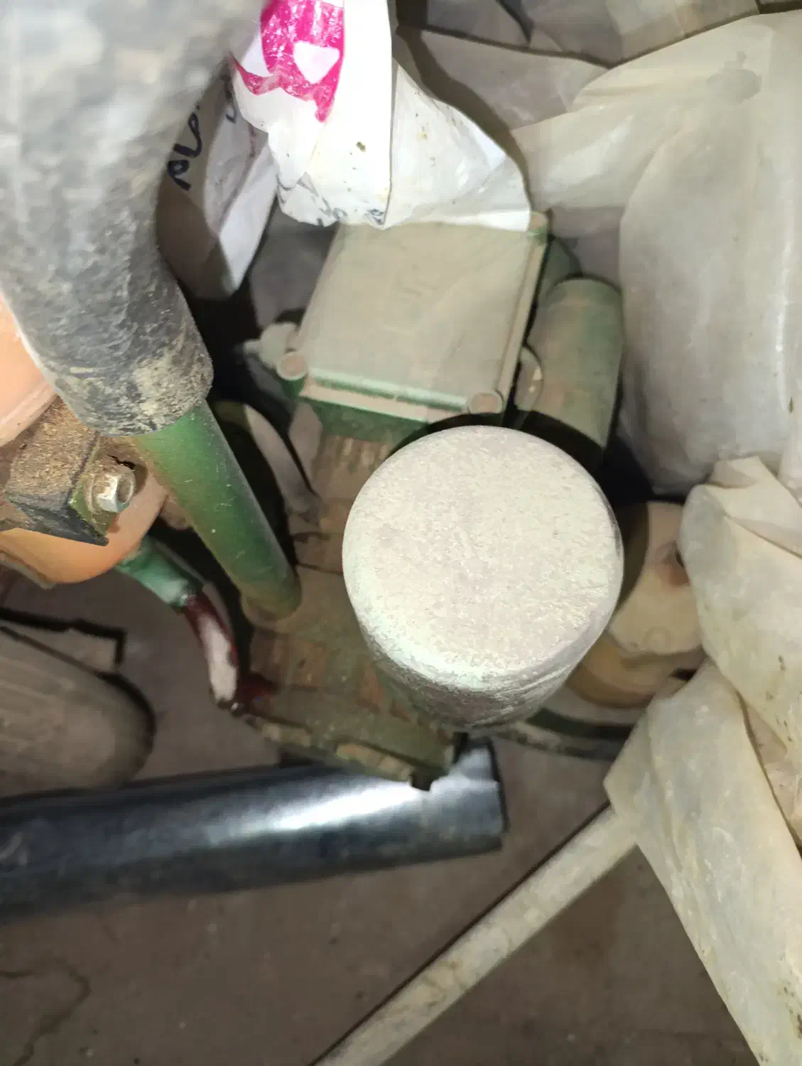 شیر دوش تک واحد|ابزارآلات|شهر بابک, |دیوار