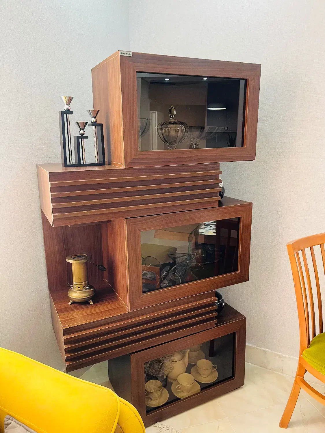 بوفه مدرن|بوفه، ویترین، کنسول|سبزوار, کاشفی شمالی (دادگستری)|دیوار