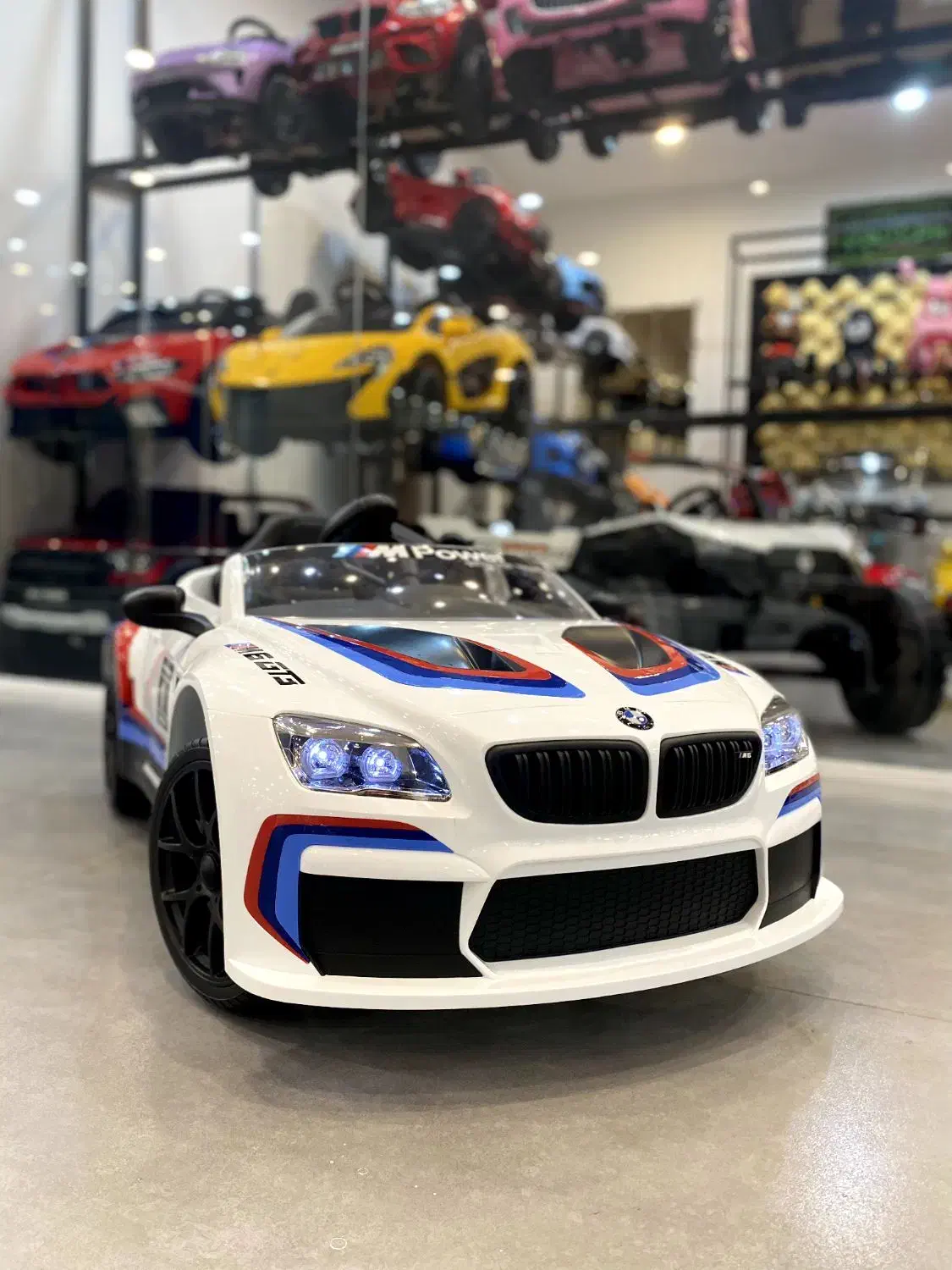 BMW 6666  original clb|اسباب‌بازی بچه|تهران, قلهک|دیوار