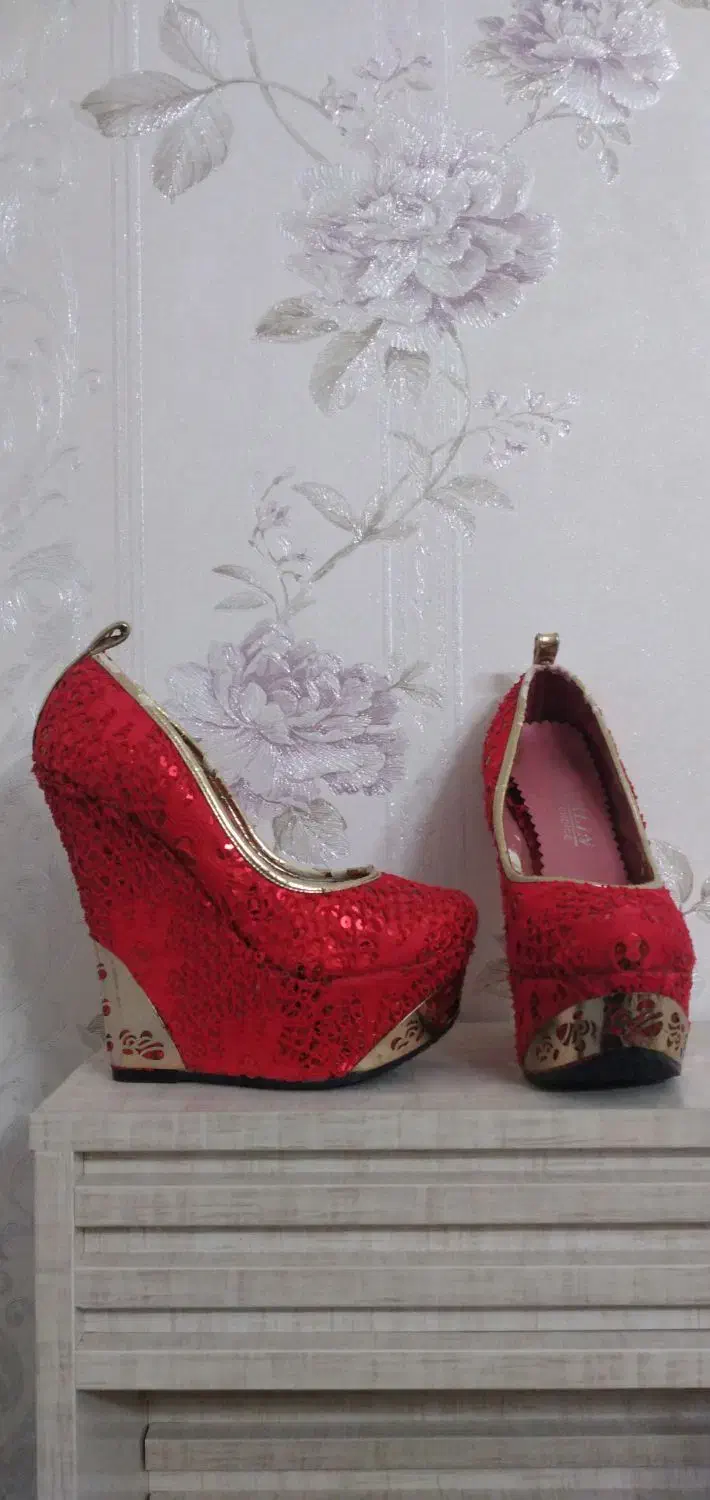 لباس|لباس|تبریز, |دیوار